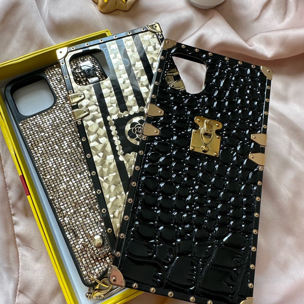 iPhone 11 Pro Max Case ✨BUNDLE✨